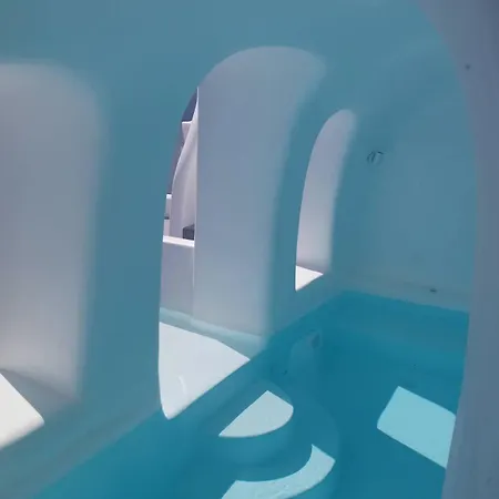 Гостевой дом Oia Spirit Residences 4*