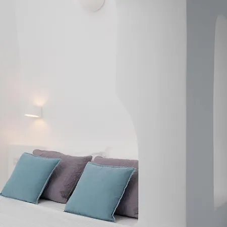 Гостевой дом Oia Spirit Residences