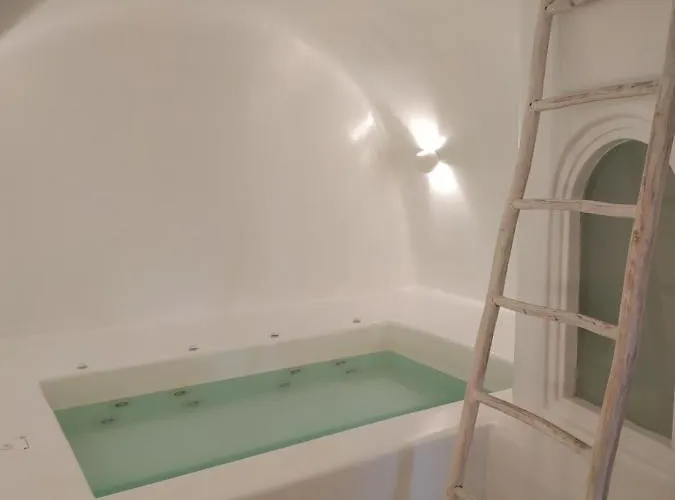 Πανσιόν Spirit By Mary D Nomikou Οία