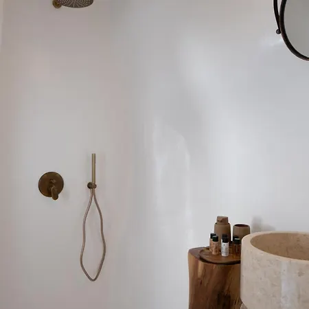 Spirit By Mary D Nomikou 4* Oia